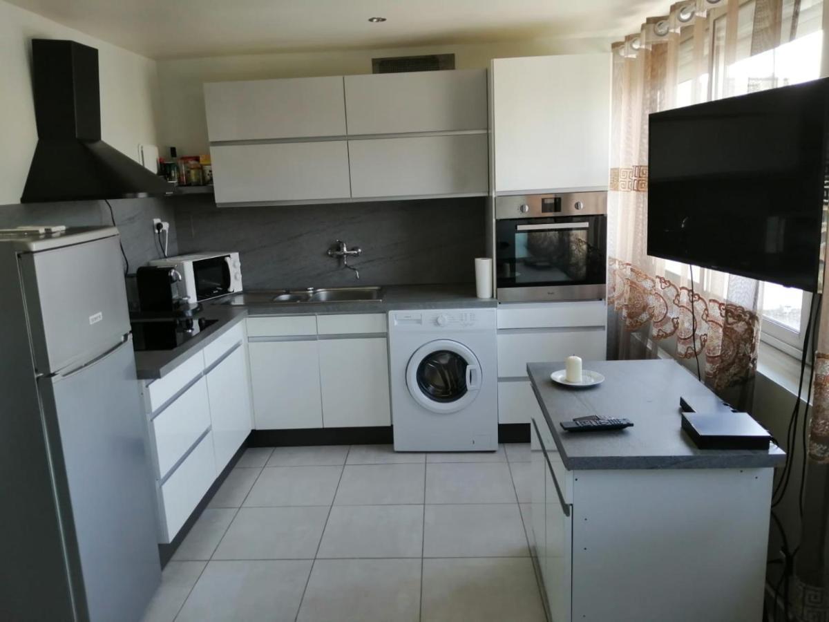 Location D'Appartement Entierement Meuble Pres De Geneve Annemasse Exterior foto